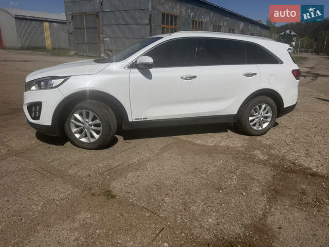 Белый Киа Соренто, объемом двигателя 3.3 л и пробегом 150 тыс. км за 19500 $, фото 9 на Automoto.ua