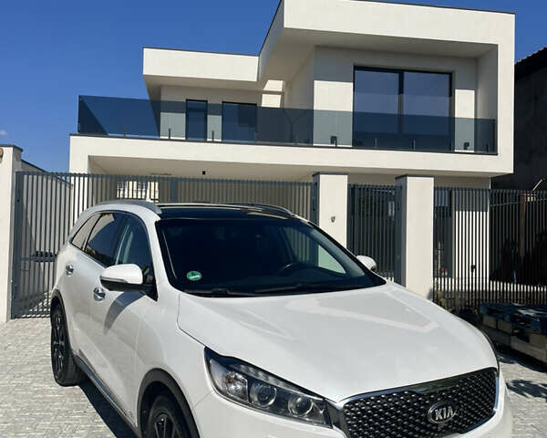 Белый Киа Соренто, объемом двигателя 2.2 л и пробегом 165 тыс. км за 21000 $, фото 1 на Automoto.ua