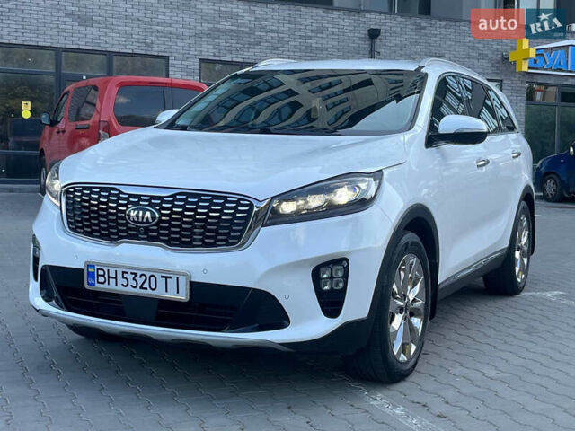 Белый Киа Соренто, объемом двигателя 2.2 л и пробегом 108 тыс. км за 26500 $, фото 2 на Automoto.ua
