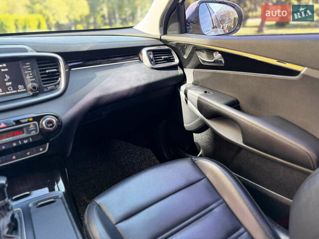 Киа Соренто 2017 в Хмельницком на Automoto.ua Белый Киа Соренто, объемом двигателя 2 л и пробегом 133 тыс. км за 24500 $, фото 17 на Automoto.ua