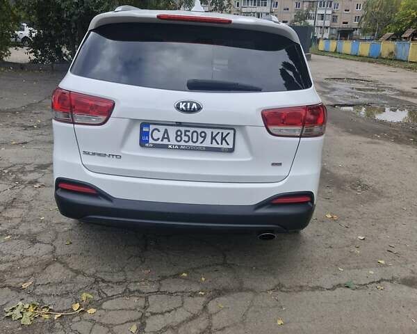 Білий Кіа Соренто, об'ємом двигуна 2.4 л та пробігом 65 тис. км за 16000 $, фото 3 на Automoto.ua