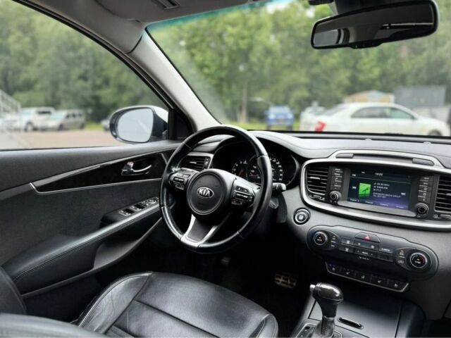 Киа Соренто 2017 в Киеве на Automoto.ua Белый Киа Соренто, объемом двигателя 2.2 л и пробегом 115 тыс. км за 12300 $, фото 5 на Automoto.ua