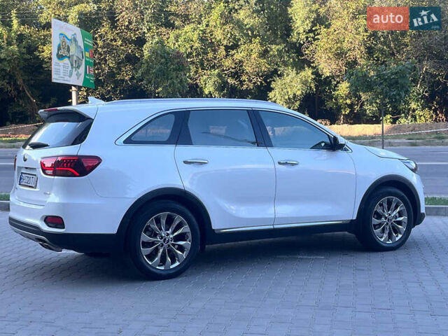 Белый Киа Соренто, объемом двигателя 2.2 л и пробегом 108 тыс. км за 26500 $, фото 8 на Automoto.ua