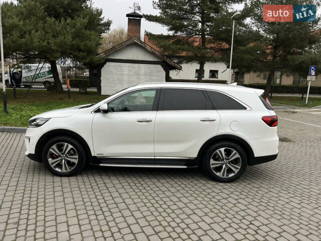 Білий Кіа Соренто, об'ємом двигуна 2.2 л та пробігом 171 тис. км за 28500 $, фото 8 на Automoto.ua