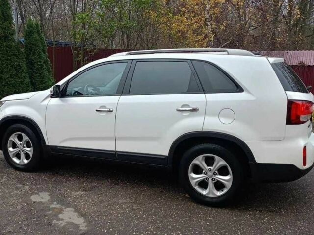 Белый Киа Соренто, объемом двигателя 0 л и пробегом 107 тыс. км за 11800 $, фото 7 на Automoto.ua