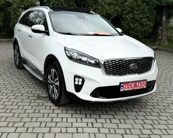 Киа Соренто 2018 в Ивано-Франковске на Automoto.ua Белый Киа Соренто, объемом двигателя 2.2 л и пробегом 144 тыс. км за 29999 $, фото 13 на Automoto.ua