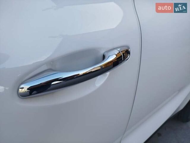 Белый Киа Соренто, объемом двигателя 3.3 л и пробегом 95 тыс. км за 16999 $, фото 29 на Automoto.ua