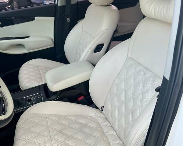 Белый Киа Соренто, объемом двигателя 2.2 л и пробегом 156 тыс. км за 27999 $, фото 15 на Automoto.ua