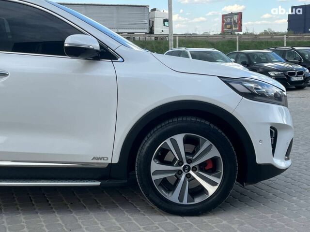 Белый Киа Соренто, объемом двигателя 2.2 л и пробегом 230 тыс. км за 26590 $, фото 43 на Automoto.ua