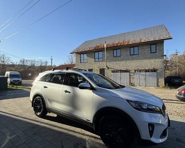 Білий Кіа Соренто, об'ємом двигуна 2.2 л та пробігом 51 тис. км за 33000 $, фото 2 на Automoto.ua
