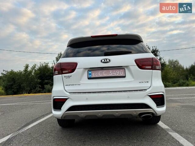Білий Кіа Соренто, об'ємом двигуна 3.3 л та пробігом 70 тис. км за 23500 $, фото 20 на Automoto.ua
