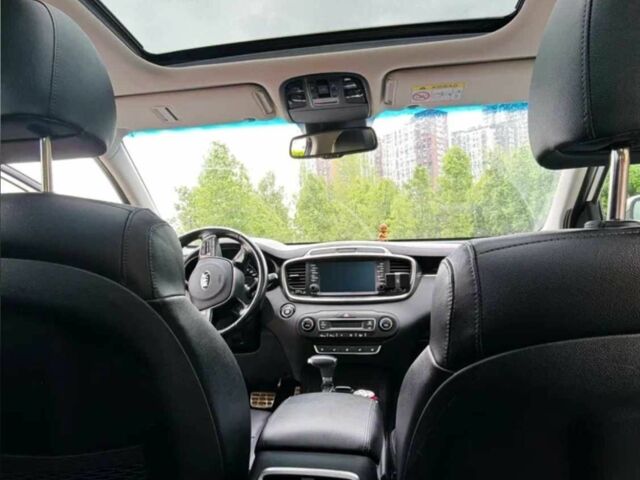 Киа Соренто 2018 в Киеве на Automoto.ua Белый Киа Соренто, объемом двигателя 2.2 л и пробегом 185 тыс. км за 20999 $, фото 3 на Automoto.ua