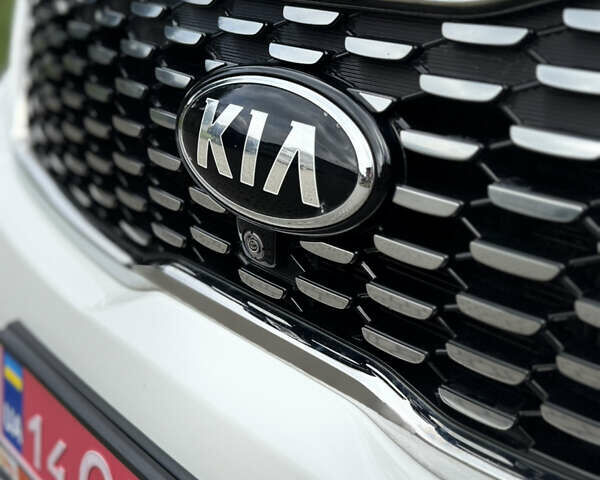 Киа Соренто 2018 в Ивано-Франковске на Automoto.ua Белый Киа Соренто, объемом двигателя 2.2 л и пробегом 144 тыс. км за 29999 $, фото 15 на Automoto.ua