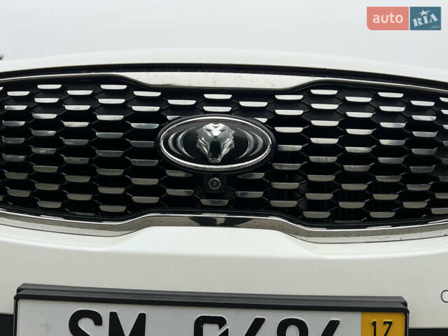 Білий Кіа Соренто, об'ємом двигуна 2.2 л та пробігом 171 тис. км за 28500 $, фото 33 на Automoto.ua