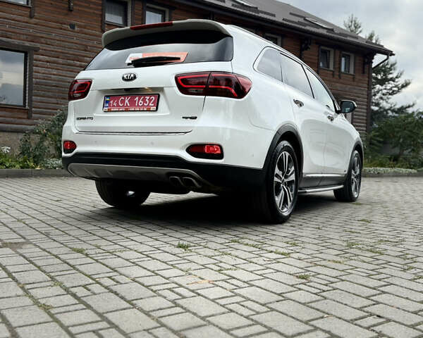 Киа Соренто 2018 в Ивано-Франковске на Automoto.ua Белый Киа Соренто, объемом двигателя 2.2 л и пробегом 144 тыс. км за 29999 $, фото 9 на Automoto.ua