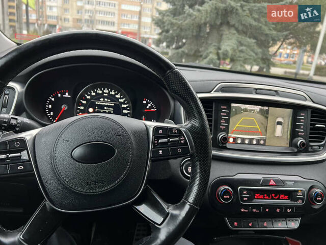 Білий Кіа Соренто, об'ємом двигуна 2.2 л та пробігом 171 тис. км за 28500 $, фото 53 на Automoto.ua