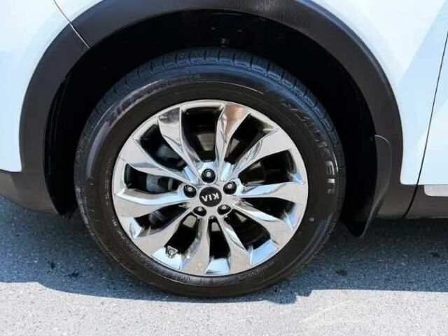 Белый Киа Соренто, объемом двигателя 0 л и пробегом 127 тыс. км за 13000 $, фото 16 на Automoto.ua