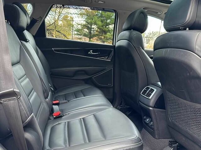 Білий Кіа Соренто, об'ємом двигуна 3.3 л та пробігом 39 тис. км за 3900 $, фото 12 на Automoto.ua