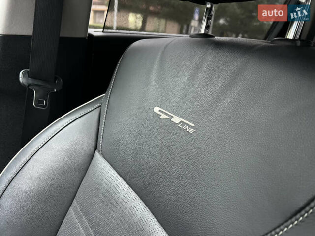 Білий Кіа Соренто, об'ємом двигуна 2.2 л та пробігом 171 тис. км за 28500 $, фото 55 на Automoto.ua