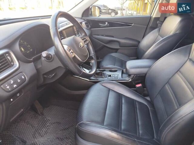 Белый Киа Соренто, объемом двигателя 3.3 л и пробегом 95 тыс. км за 16999 $, фото 21 на Automoto.ua