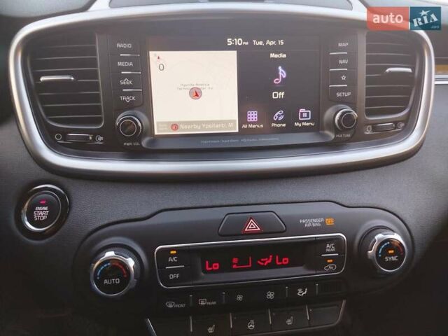 Белый Киа Соренто, объемом двигателя 3.3 л и пробегом 95 тыс. км за 16999 $, фото 23 на Automoto.ua