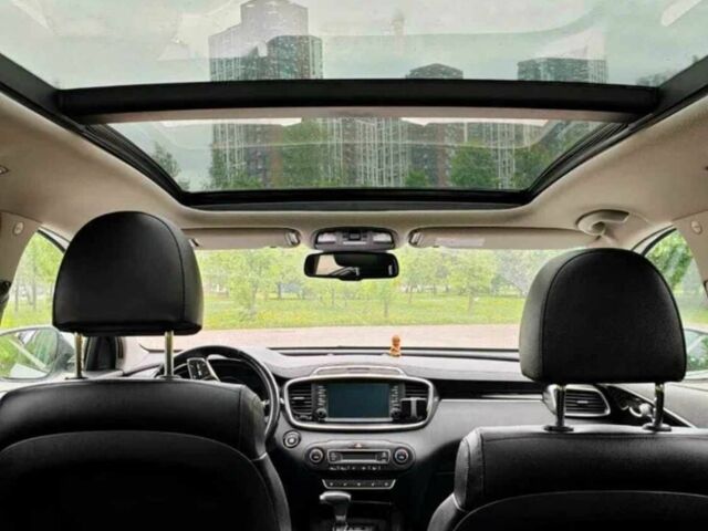 Киа Соренто 2018 в Киеве на Automoto.ua Белый Киа Соренто, объемом двигателя 2.2 л и пробегом 185 тыс. км за 20999 $, фото 5 на Automoto.ua