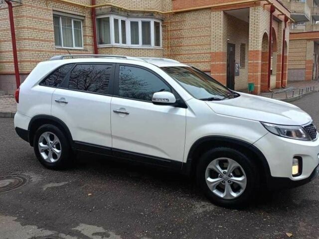 Белый Киа Соренто, объемом двигателя 0 л и пробегом 107 тыс. км за 11800 $, фото 2 на Automoto.ua