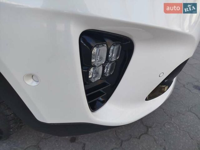 Белый Киа Соренто, объемом двигателя 3.3 л и пробегом 95 тыс. км за 16999 $, фото 13 на Automoto.ua