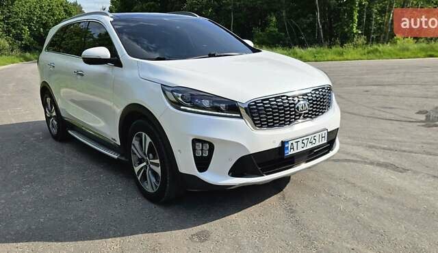 Белый Киа Соренто, объемом двигателя 2.2 л и пробегом 230 тыс. км за 25500 $, фото 21 на Automoto.ua