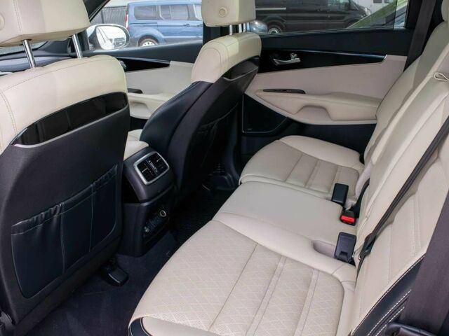 Белый Киа Соренто, объемом двигателя 3.3 л и пробегом 36 тыс. км за 14000 $, фото 12 на Automoto.ua