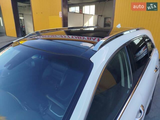 Белый Киа Соренто, объемом двигателя 3.3 л и пробегом 95 тыс. км за 16999 $, фото 12 на Automoto.ua