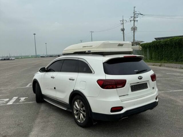 Киа Соренто 2018 в Луцке на Automoto.ua Белый Киа Соренто, объемом двигателя 2.2 л и пробегом 187 тыс. км за 24350 $, фото 6 на Automoto.ua