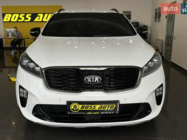 Белый Киа Соренто, объемом двигателя 2.2 л и пробегом 154 тыс. км за 28000 $, фото 1 на Automoto.ua