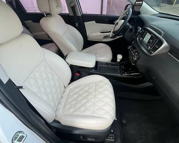 Белый Киа Соренто, объемом двигателя 2.2 л и пробегом 156 тыс. км за 27999 $, фото 16 на Automoto.ua