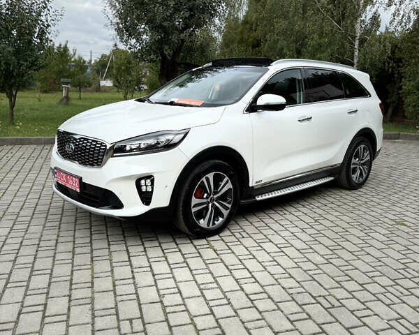 Киа Соренто 2018 в Ивано-Франковске на Automoto.ua Белый Киа Соренто, объемом двигателя 2.2 л и пробегом 144 тыс. км за 29999 $, фото 3 на Automoto.ua