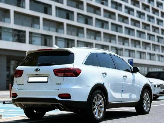 Белый Киа Соренто, объемом двигателя 0 л и пробегом 127 тыс. км за 13000 $, фото 1 на Automoto.ua