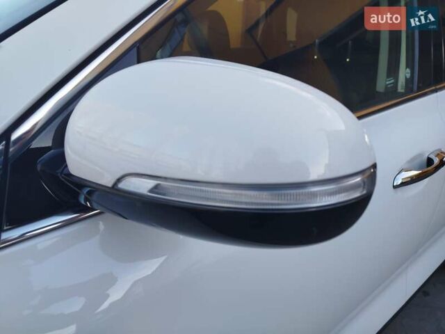 Белый Киа Соренто, объемом двигателя 3.3 л и пробегом 95 тыс. км за 16999 $, фото 30 на Automoto.ua