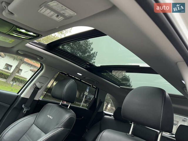 Білий Кіа Соренто, об'ємом двигуна 2.2 л та пробігом 171 тис. км за 28500 $, фото 49 на Automoto.ua