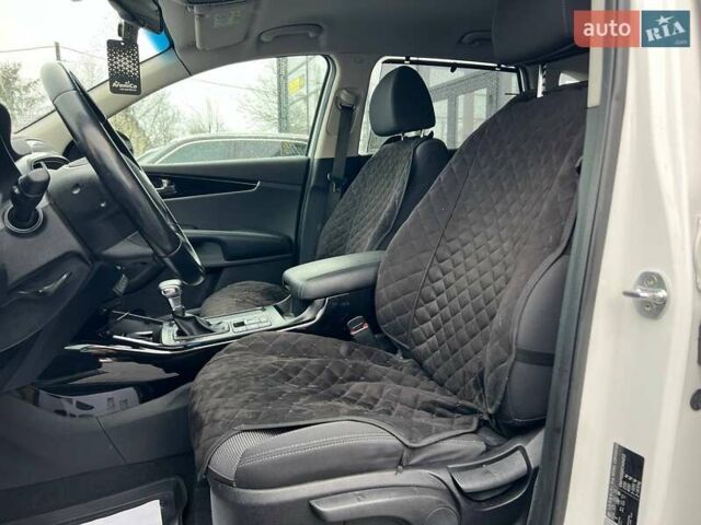 Білий Кіа Соренто, об'ємом двигуна 2.2 л та пробігом 51 тис. км за 31000 $, фото 8 на Automoto.ua