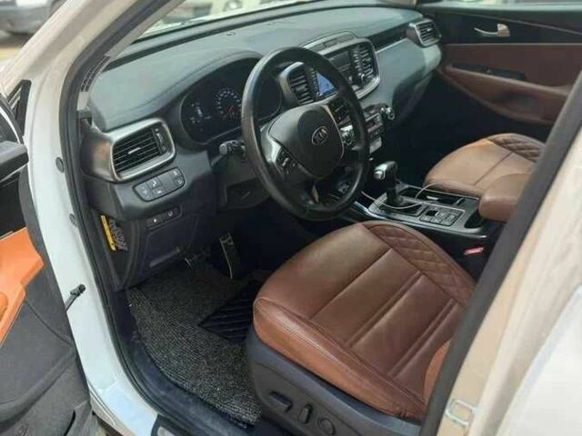 Білий Кіа Соренто, об'ємом двигуна 2.2 л та пробігом 89 тис. км за 19800 $, фото 2 на Automoto.ua