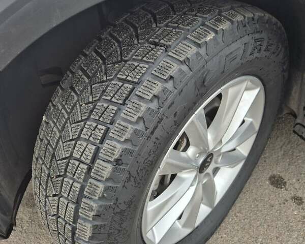 Белый Киа Соренто, объемом двигателя 2.4 л и пробегом 85 тыс. км за 18200 $, фото 13 на Automoto.ua