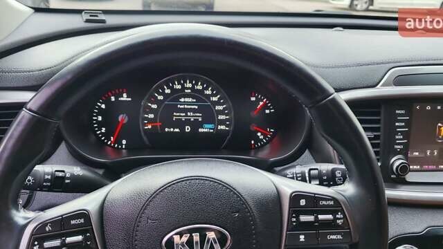 Белый Киа Соренто, объемом двигателя 2.2 л и пробегом 74 тыс. км за 26000 $, фото 9 на Automoto.ua