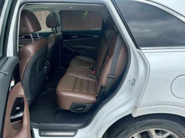 Белый Киа Соренто, объемом двигателя 3.3 л и пробегом 89 тыс. км за 5500 $, фото 12 на Automoto.ua