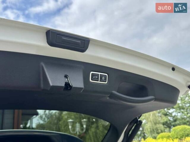 Киа Соренто 2020 в Львове на Automoto.ua Белый Киа Соренто, объемом двигателя 2.15 л и пробегом 173 тыс. км за 32500 $, фото 29 на Automoto.ua