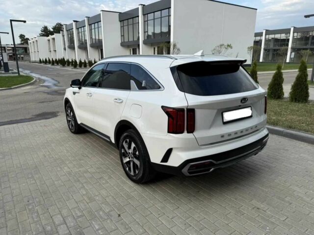 Белый Киа Соренто, объемом двигателя 2.2 л и пробегом 51 тыс. км за 22999 $, фото 2 на Automoto.ua