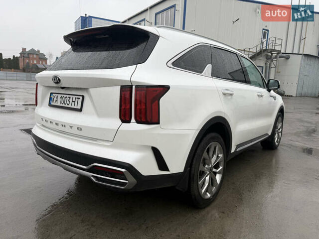 Белый Киа Соренто, объемом двигателя 2.2 л и пробегом 32 тыс. км за 35000 $, фото 6 на Automoto.ua