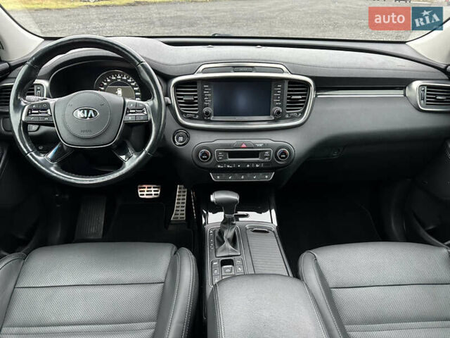Білий Кіа Соренто, об'ємом двигуна 2.2 л та пробігом 156 тис. км за 28500 $, фото 37 на Automoto.ua