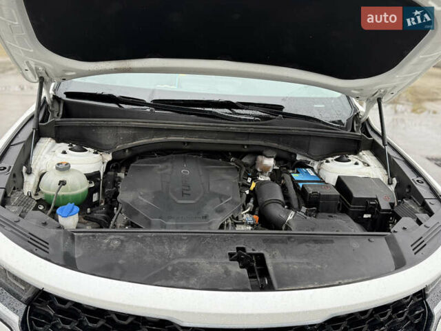 Белый Киа Соренто, объемом двигателя 2.2 л и пробегом 32 тыс. км за 35000 $, фото 27 на Automoto.ua