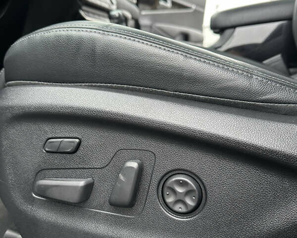 Білий Кіа Соренто, об'ємом двигуна 2.2 л та пробігом 156 тис. км за 28500 $, фото 21 на Automoto.ua