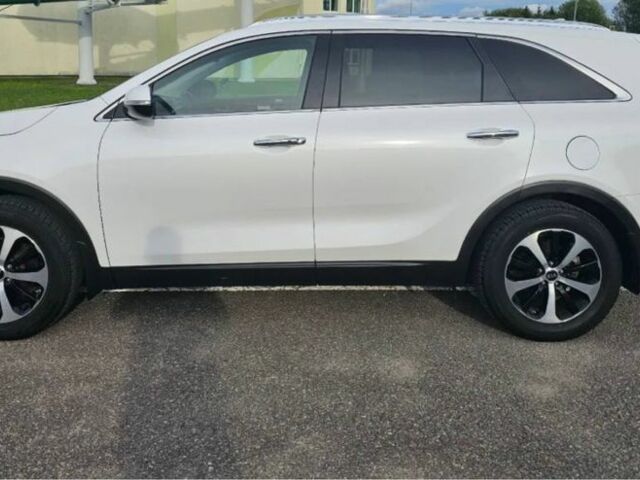 Білий Кіа Соренто, об'ємом двигуна 0 л та пробігом 102 тис. км за 15400 $, фото 2 на Automoto.ua